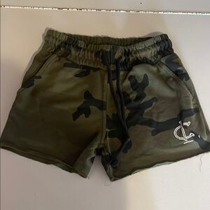 Clifford Lenox Camouflage Shorts